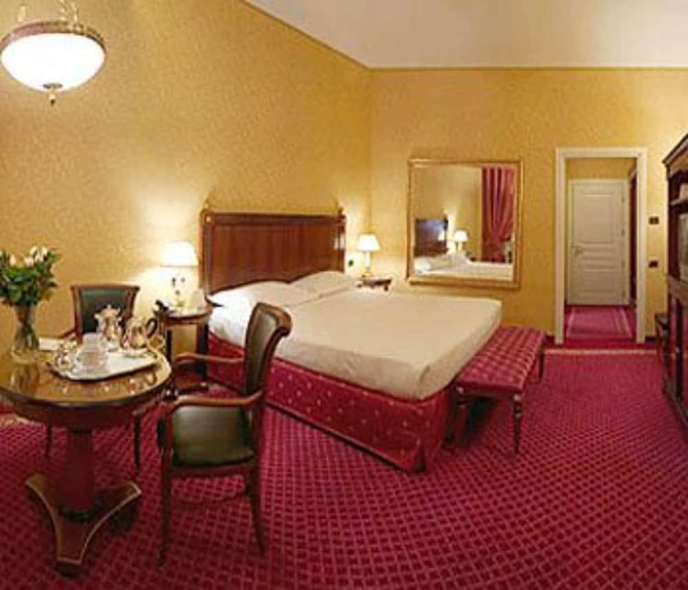 פסקיארה בורומאו Hotel Maxim מראה חיצוני תמונה
