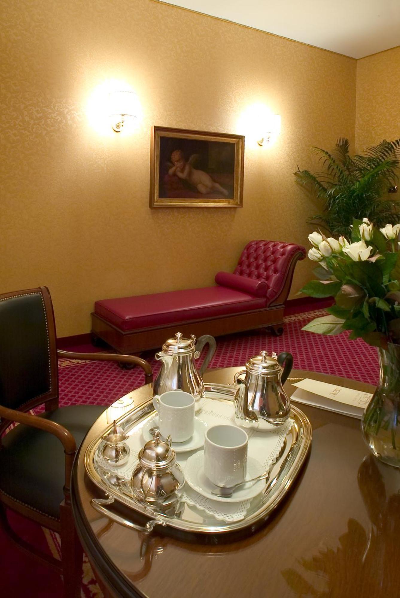 פסקיארה בורומאו Hotel Maxim מראה חיצוני תמונה