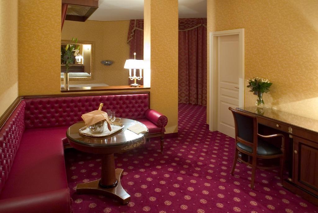 פסקיארה בורומאו Hotel Maxim חדר תמונה