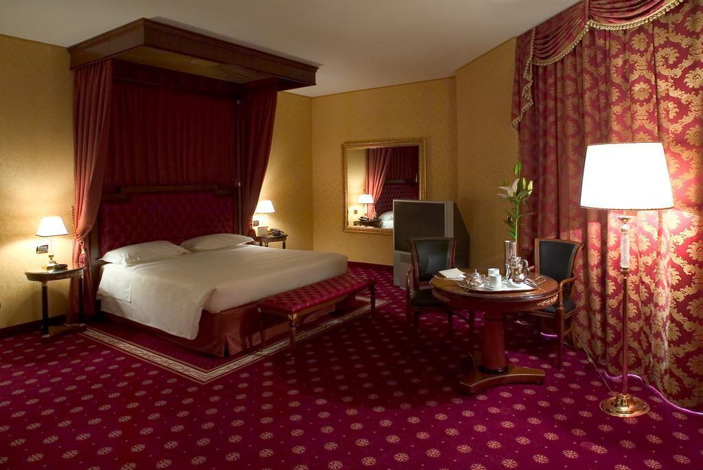 פסקיארה בורומאו Hotel Maxim מראה חיצוני תמונה